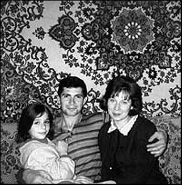 М.Н. Евтюхин с женой и дочерью