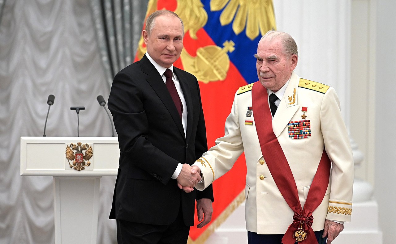 Б.В.Кравцов