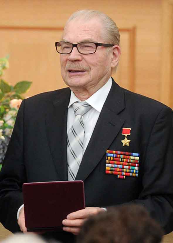 Б.В.Кравцов