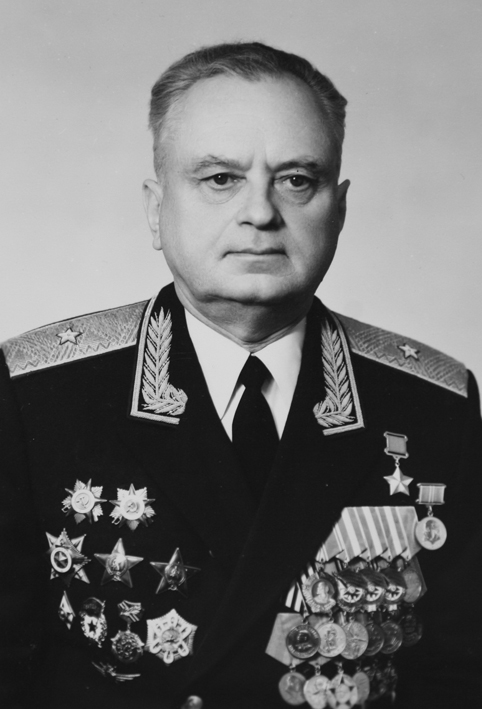 И.И.Лезжов, 1985 год